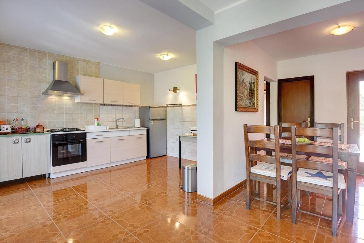 Apartment Milat Banjole Exterior foto